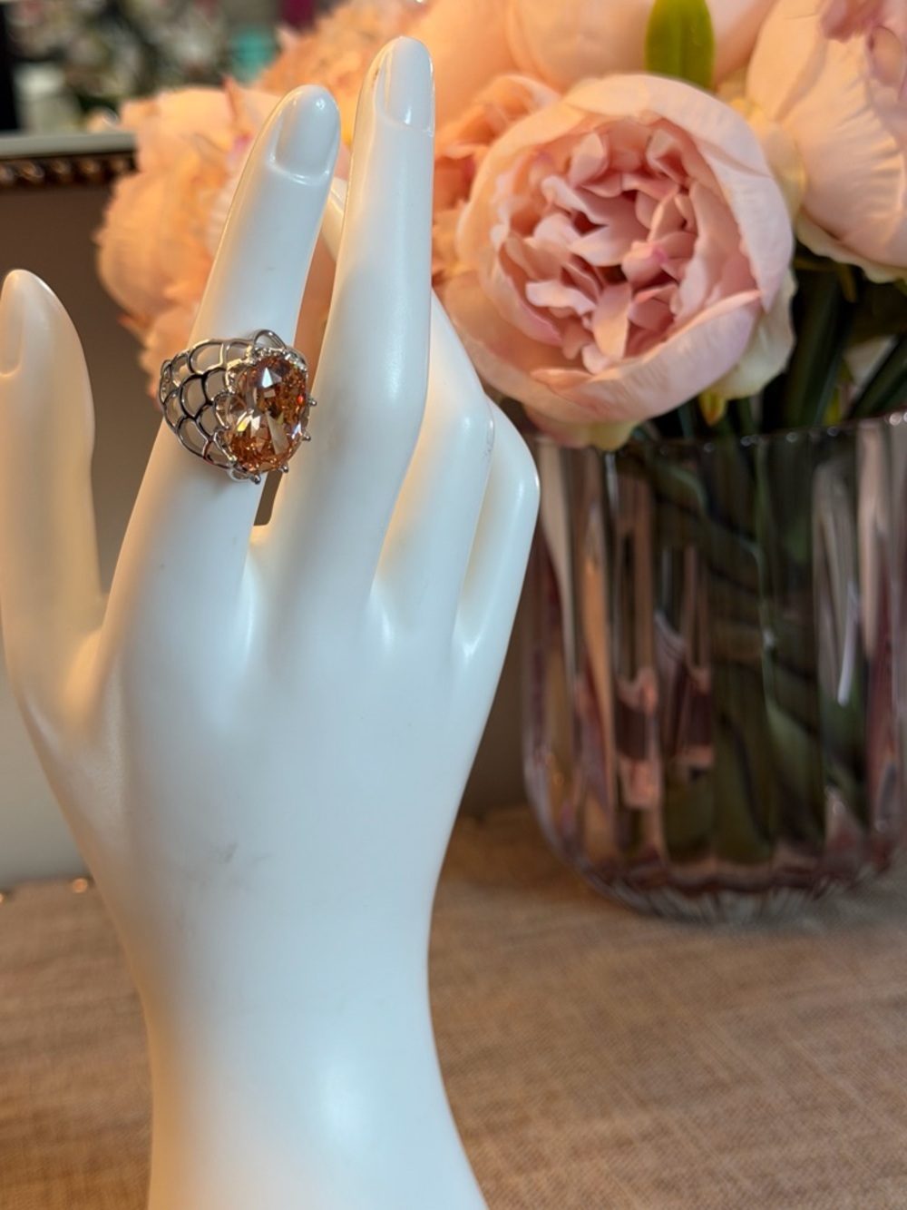 NIB Sparkling Blush Cocktail Ring in faceted crystal and stainless steel 6-6.5